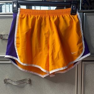 girls nike shorts